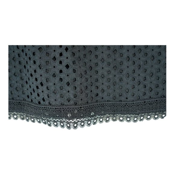 NWT $79 Banana Republic Top Womens Small Black Lace‎ Inset Crochet Sleeveless - Picture 4 of 4